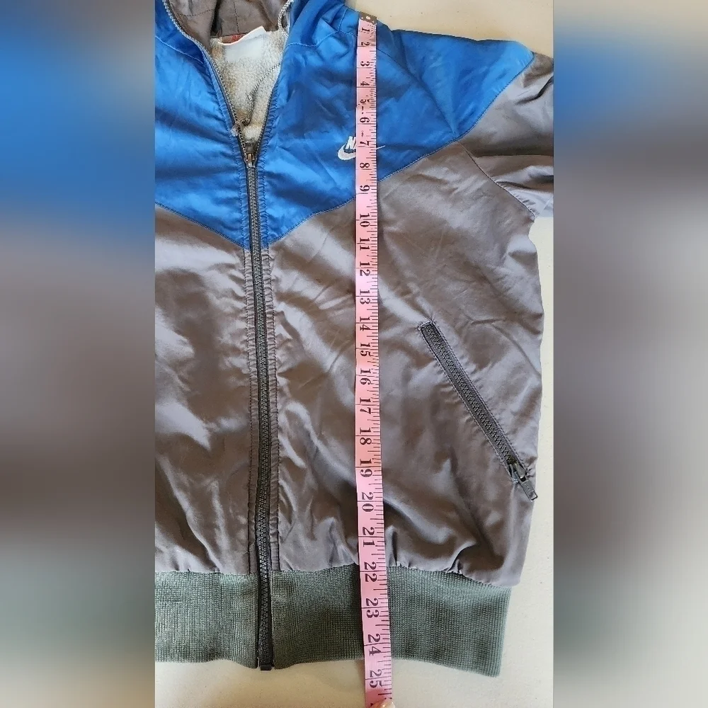 Nike gently used